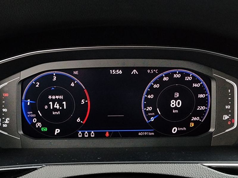 2021 Volkswagen Passat 2.0 TDI Premium photo 8