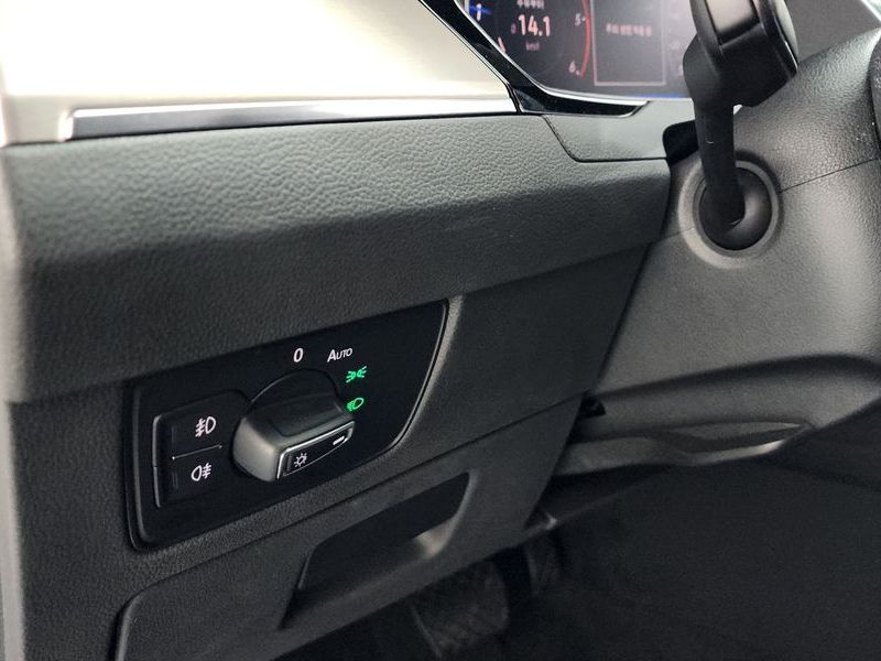 2021 Volkswagen Passat 2.0 TDI Premium photo 18