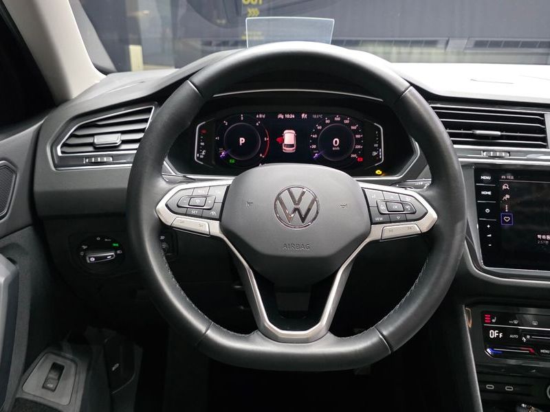 2023 Volkswagen Tiguan 2.0 TDI Prestige photo 13