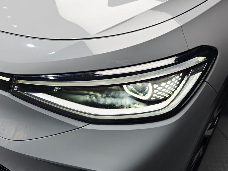 2023 Volkswagen ID.4 Pro photo 22