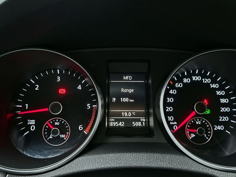 2013 Volkswagen Golf 1.6 TDI Blue Motion StyleEdition photo 8