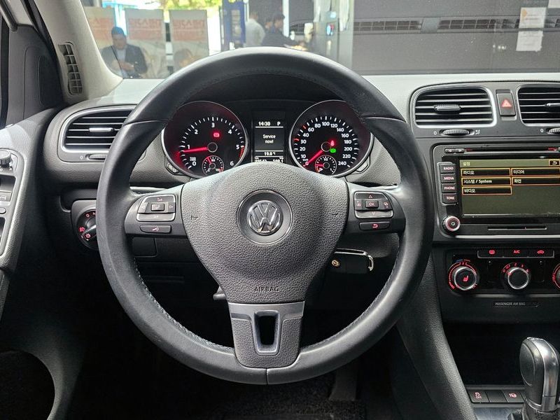 2013 Volkswagen Golf 1.6 TDI Blue Motion StyleEdition photo 13