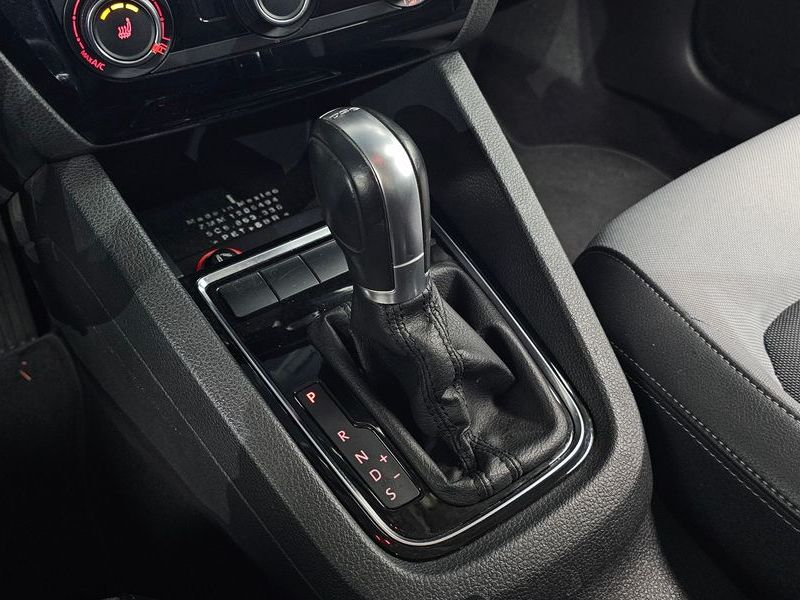 2015 Volkswagen Jetta 2.0 TDI BlueMotion 6th photo 9