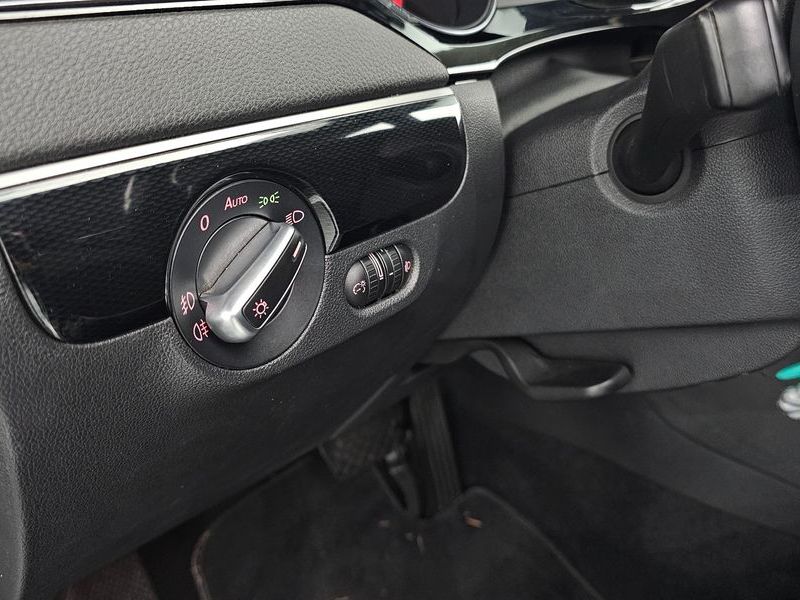 2015 Volkswagen Jetta 2.0 TDI BlueMotion 6th photo 18