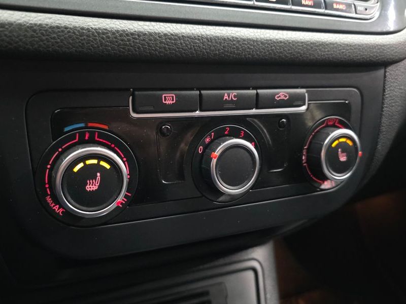 2014 Volkswagen Tiguan 2.0 TDI Comfort 5N photo 17