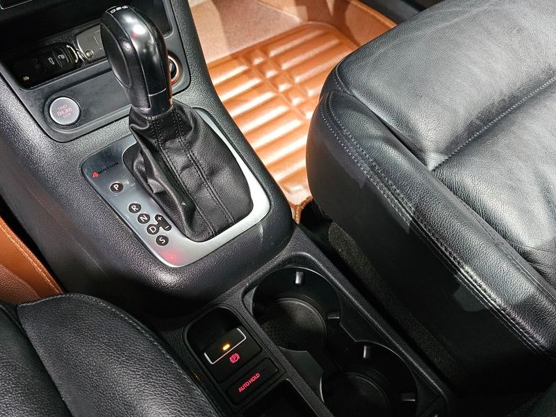 2013 Volkswagen Tiguan 2.0 TDI Comfort 5N photo 9
