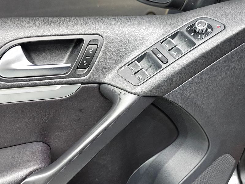 2013 Volkswagen Tiguan 2.0 TDI Comfort 5N photo 17