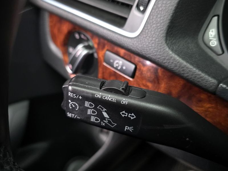 2013 Volkswagen Passat 2.0 TDI B7 photo 16