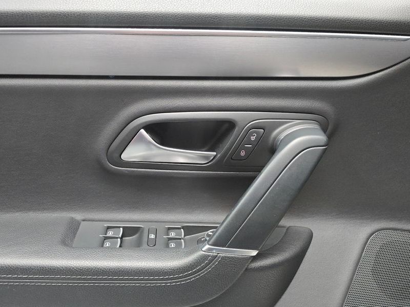 2015 Volkswagen New CC 2.0 TDI BlueMotion photo 18