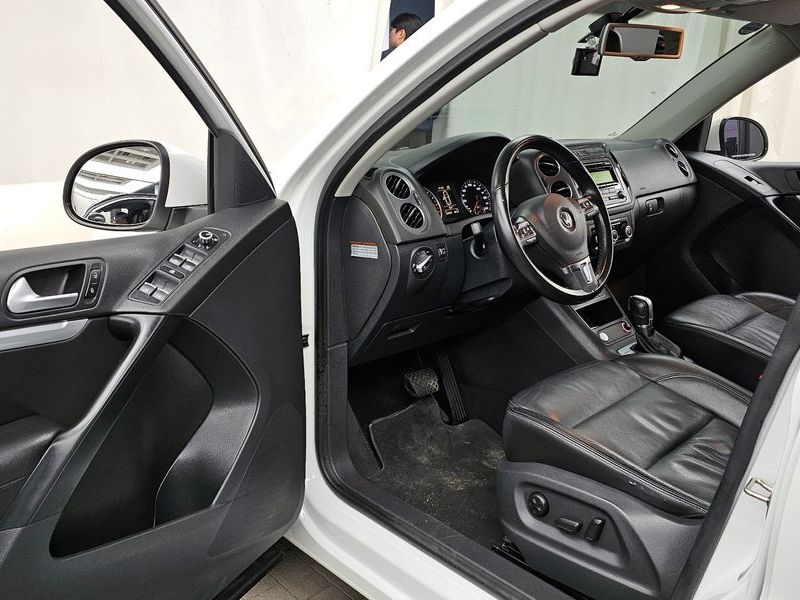 2015 Volkswagen Tiguan 2.0 TDI Comfort 5N photo 10