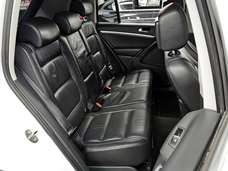 2015 Volkswagen Tiguan 2.0 TDI Comfort 5N photo 12