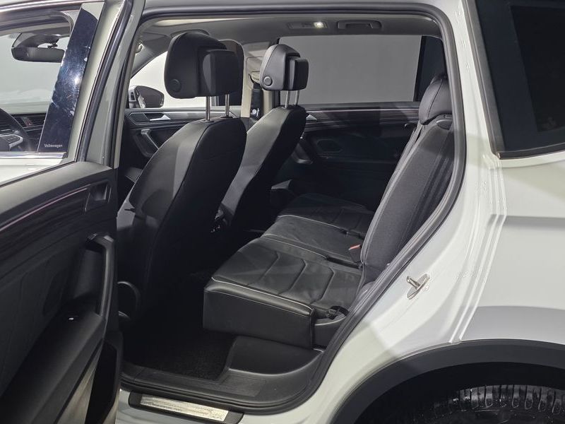 2023 Volkswagen Tiguan 2.0 TSI Prestige photo 11