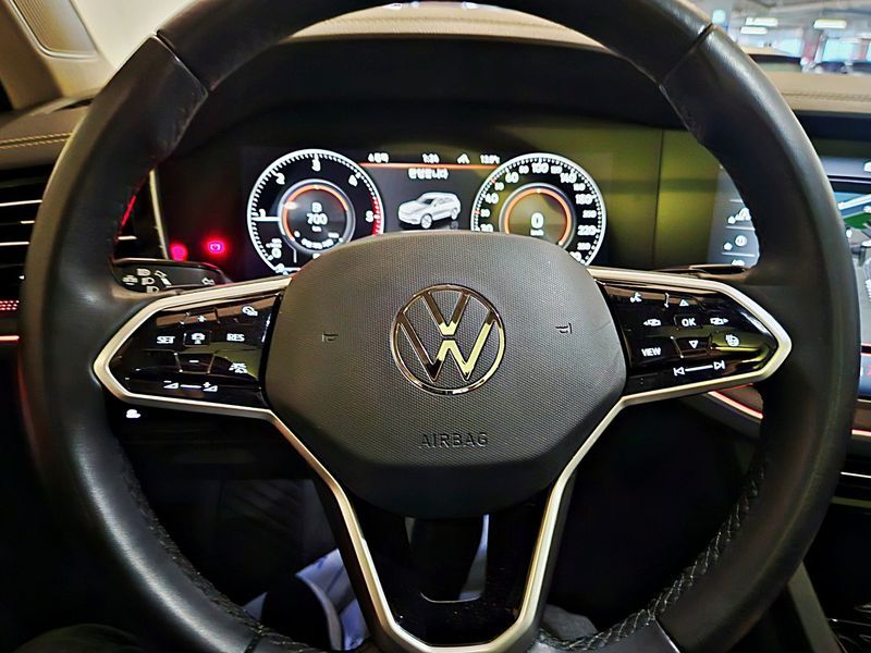 2023 Volkswagen Touareg 3.0 TDI Prestige photo 13