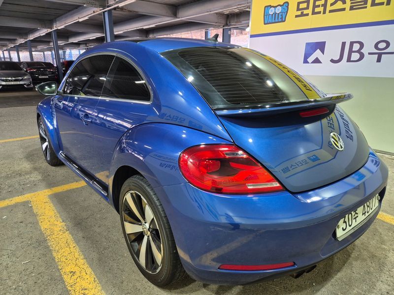 2013 Volkswagen Beetle 2.0 TDI Premium 3rd photo 7