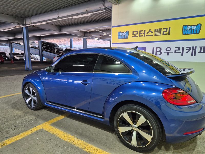 2013 Volkswagen Beetle 2.0 TDI Premium 3rd photo 8