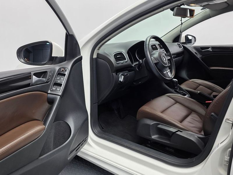 2013 Volkswagen Golf 1.6 TDI Blue Motion StyleEdition photo 10