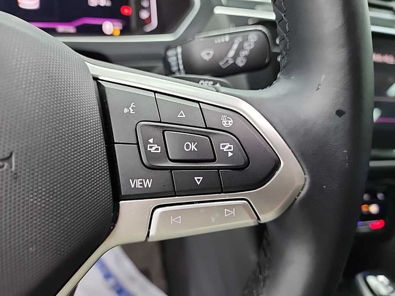 2022 Volkswagen Tiguan 2.0 TDI Premium photo 16