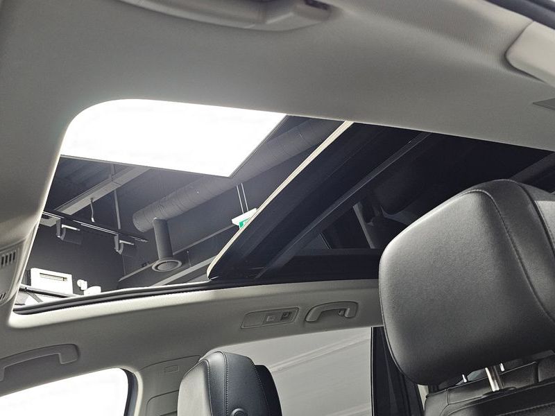 2023 Volkswagen Tiguan 2.0 TSI Prestige photo 18