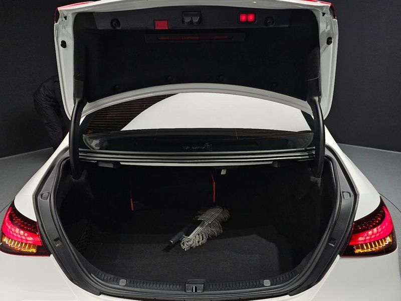 2022 Mercedes-Benz E-Class E350 4MATIC AMG Line photo 20