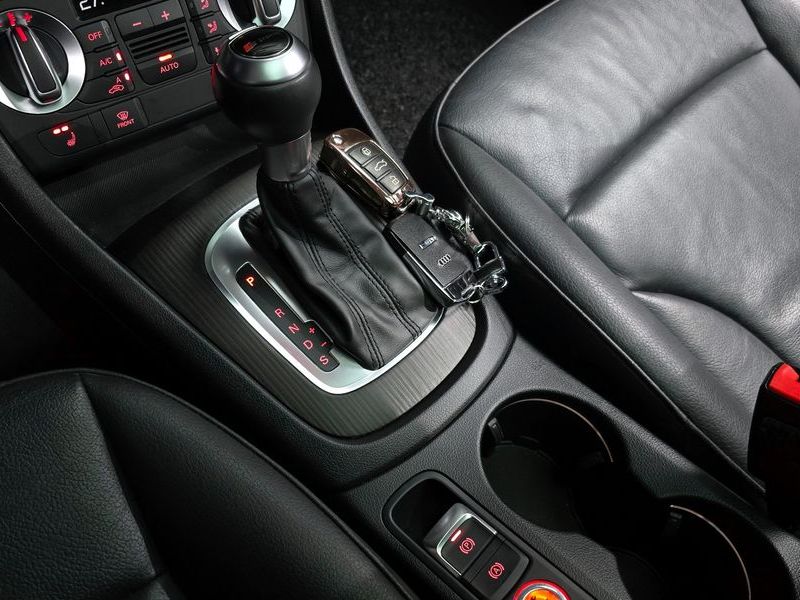 2014 Audi Q3 2.0 TDI Quattro Dynamic 8U photo 9
