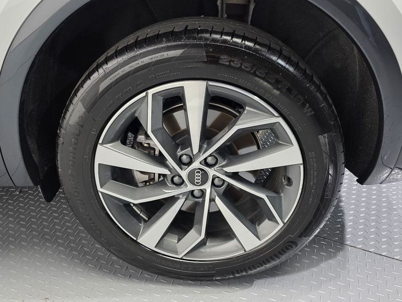 2023 Audi Q5 45 TFSI Quattro photo 21