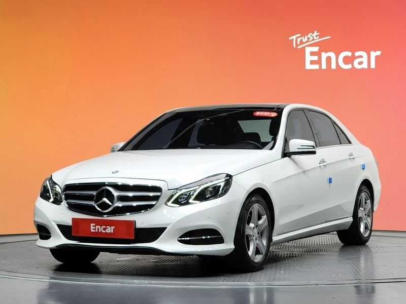 2014 Mercedes-Benz E-Class E250 CDI 4MATIC photo 1