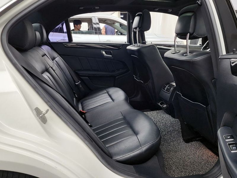 2014 Mercedes-Benz E-Class E250 CDI 4MATIC photo 12