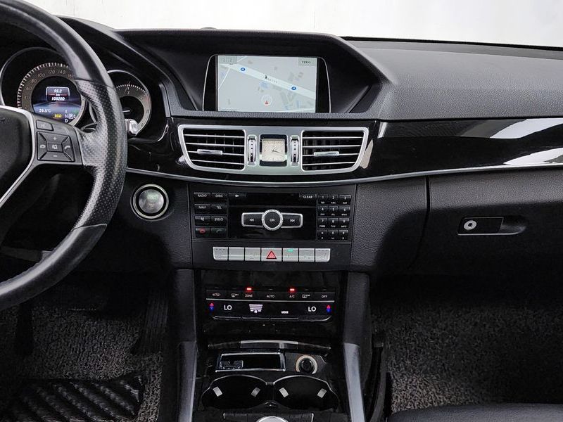 2014 Mercedes-Benz E-Class E250 CDI 4MATIC photo 14