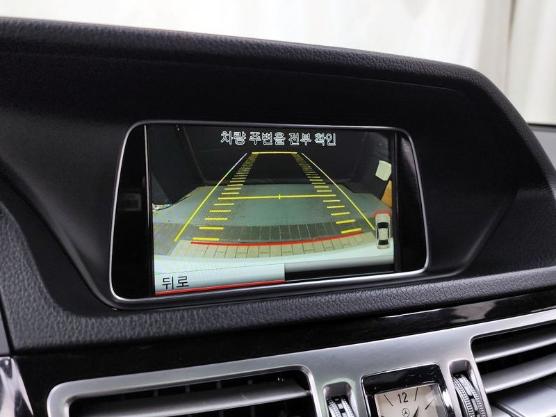 2014 Mercedes-Benz E-Class E250 CDI 4MATIC photo 15