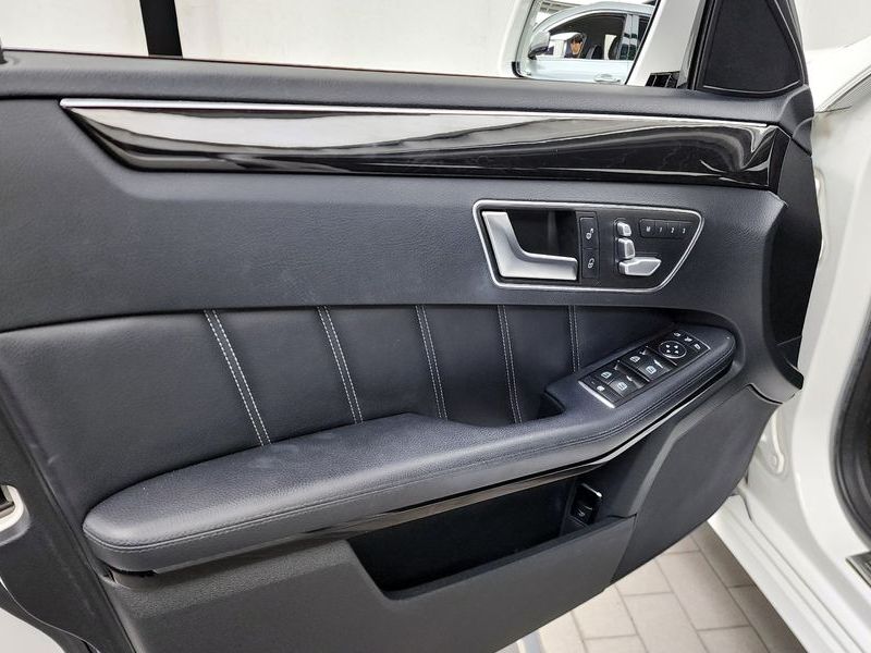 2014 Mercedes-Benz E-Class E250 CDI 4MATIC photo 24