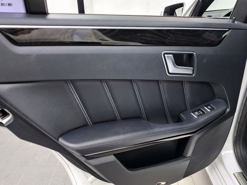2014 Mercedes-Benz E-Class E250 CDI 4MATIC photo 25