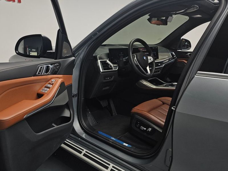 2024 BMW X7 xDrive 40d Design Pure Excellence 7-Seater photo 10