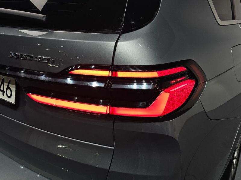 2024 BMW X7 xDrive 40d Design Pure Excellence 7-Seater photo 24