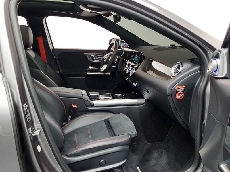 2022 Mercedes-Benz A-Class GLA45 AMG 4MATIC+ photo 11