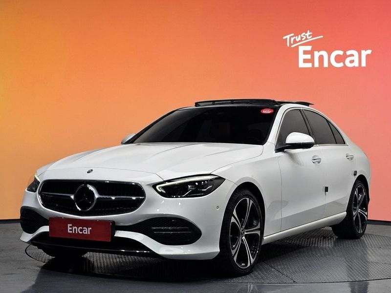 2023 Mercedes-Benz C-Class C300 4MATIC Avantgarde photo 1