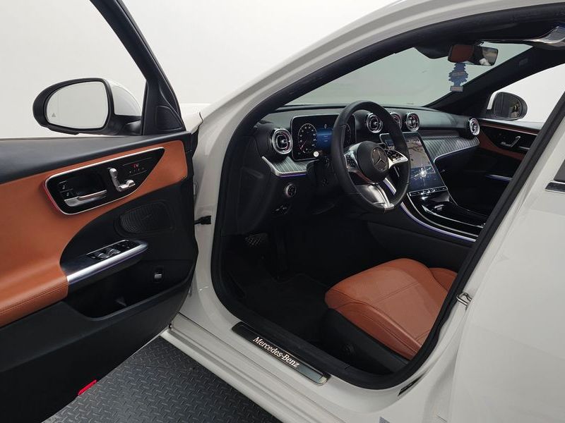 2023 Mercedes-Benz C-Class C300 4MATIC Avantgarde photo 10