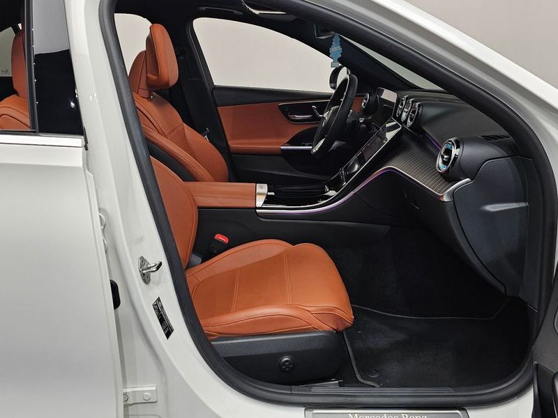 2023 Mercedes-Benz C-Class C300 4MATIC Avantgarde photo 11