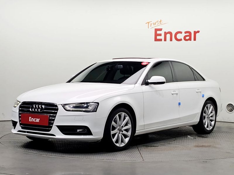 2013 Audi A4 2.0 TFSI Quattro B8 photo 1