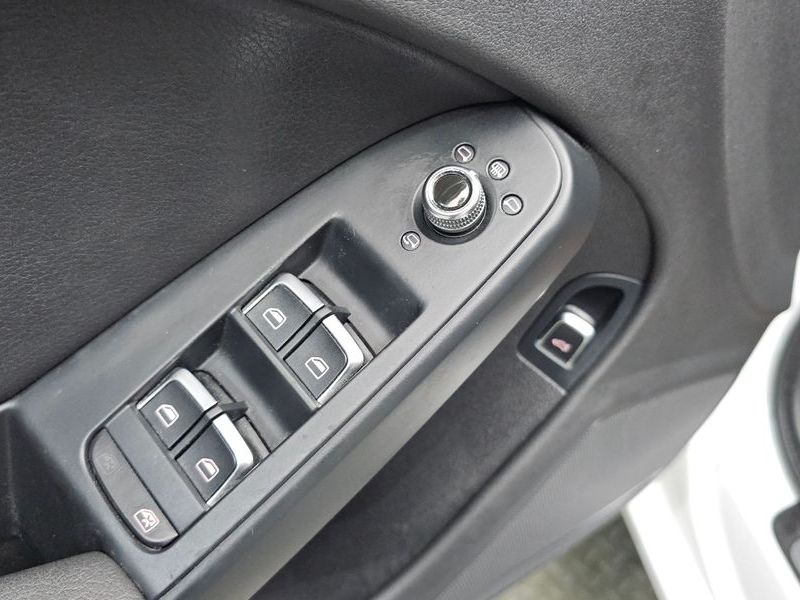 2013 Audi A4 2.0 TFSI Quattro B8 photo 13