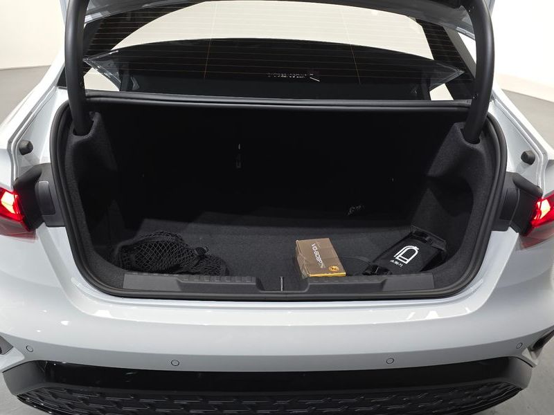 2025 Audi A3 40 TFSI Premium photo 16