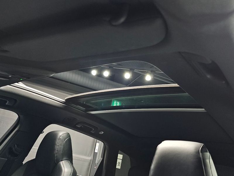 2022 Audi Q7 55 TFSI Quattro Premium photo 18