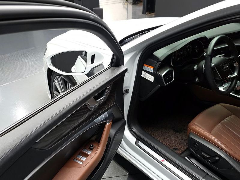 2023 Audi A6 45 TFSI Quattro Premium photo 10