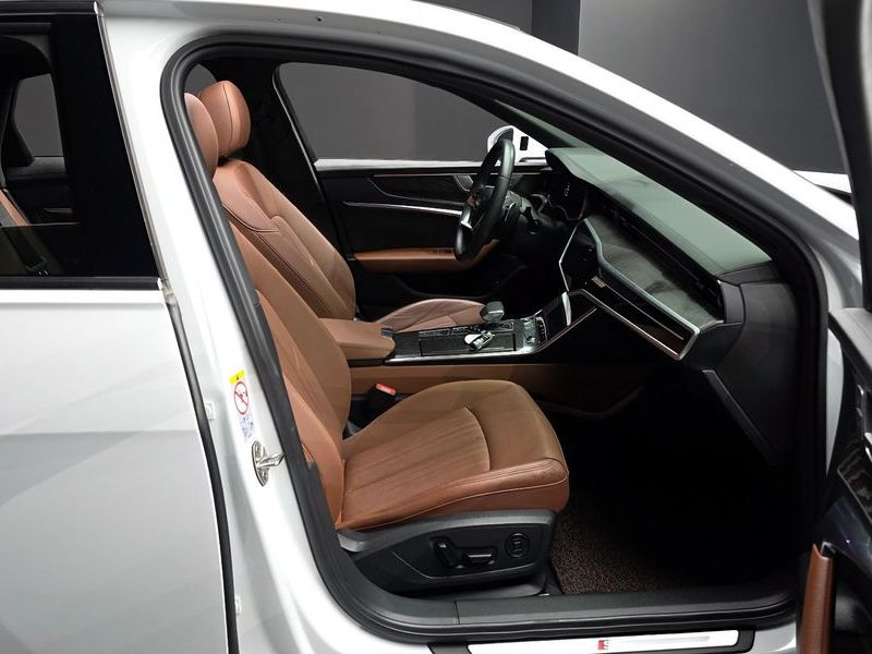 2023 Audi A6 45 TFSI Quattro Premium photo 12