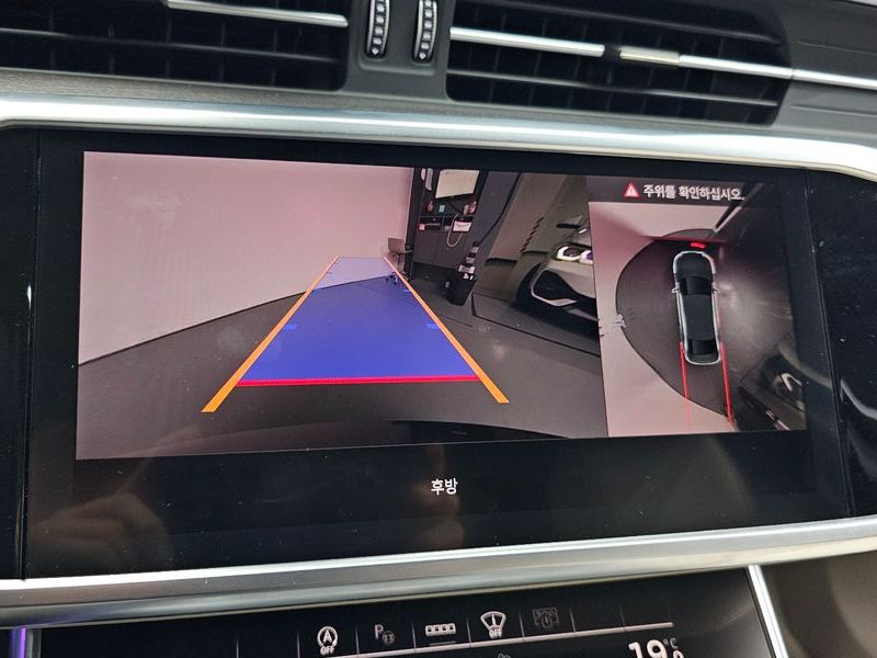 2025 Audi A6 40 TDI Premium photo 15