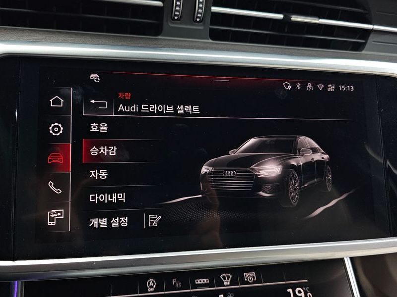 2025 Audi A6 40 TDI Premium photo 16