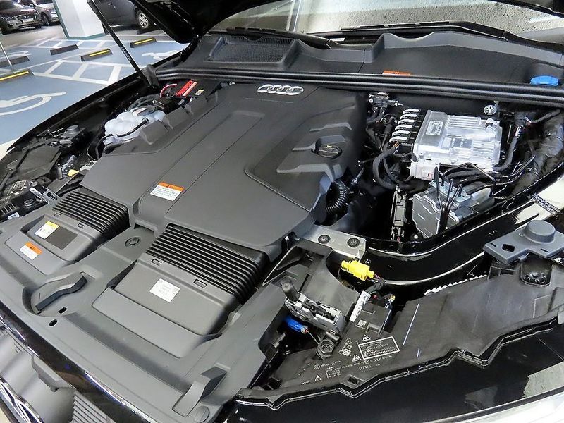 2026 Audi Q7 50 TDI Quattro Premium photo 15