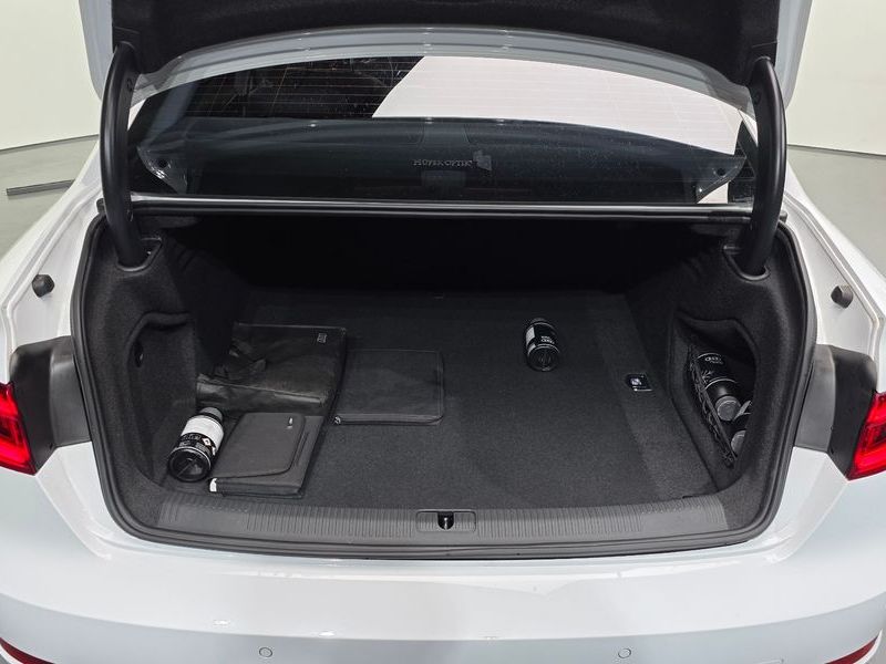 2018 Audi A4 35 TDI Quattro photo 16