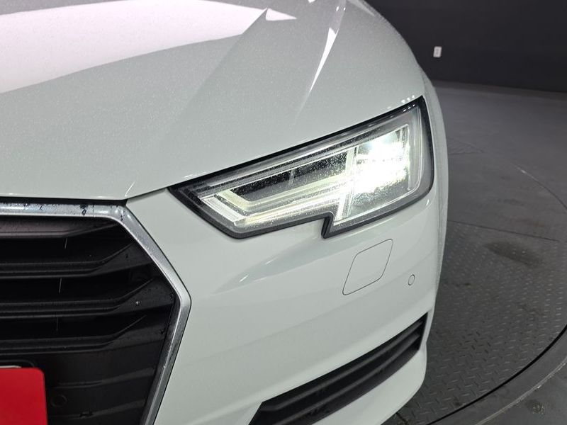 2018 Audi A4 35 TDI Quattro photo 22