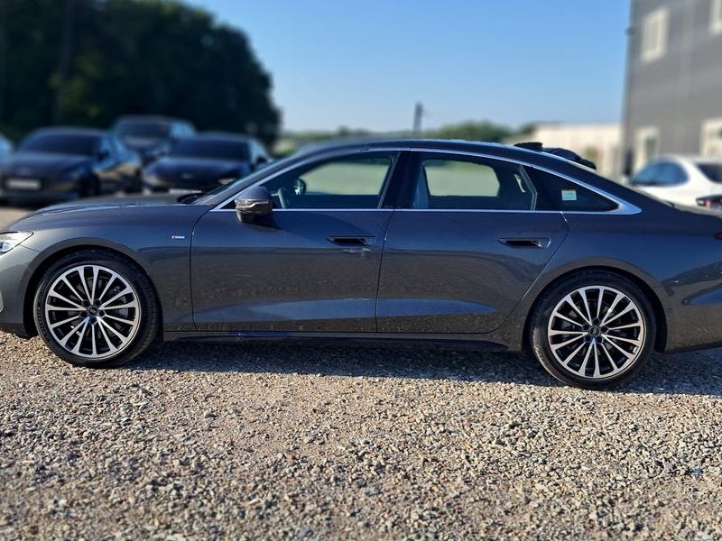 2026 Audi A6 45 TFSI Quattro S Line photo 7