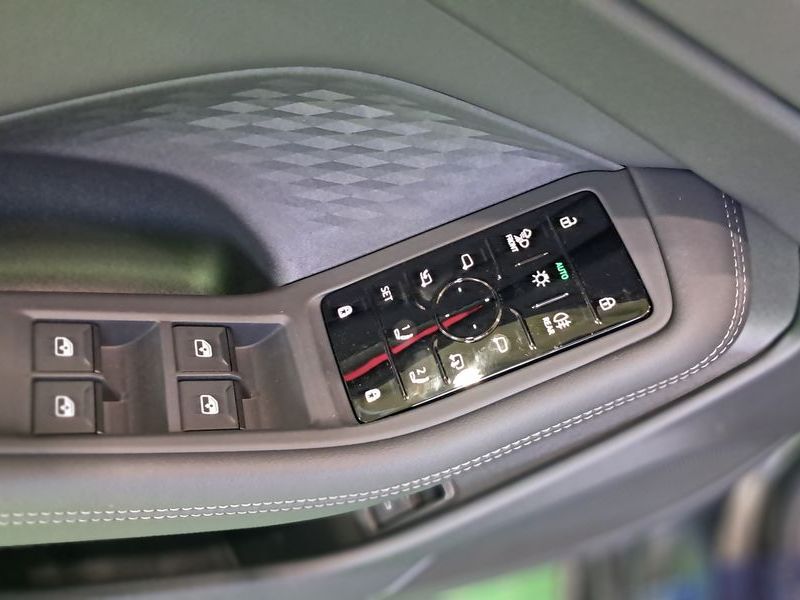 2026 Audi A6 45 TFSI Quattro S Line photo 12